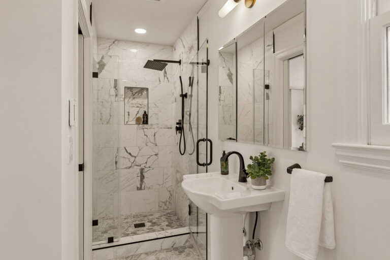 Bathroom (3)
